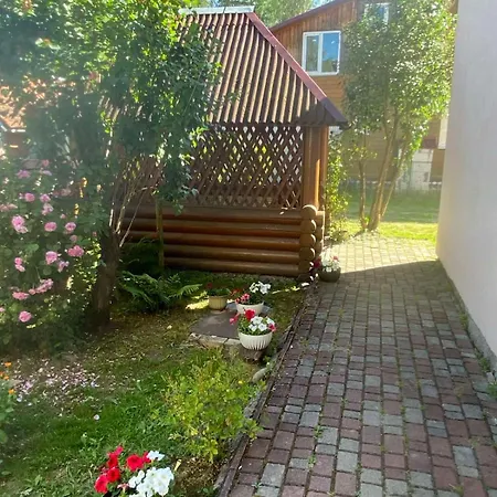 Guest house Хостел В Карпатах Yasinya